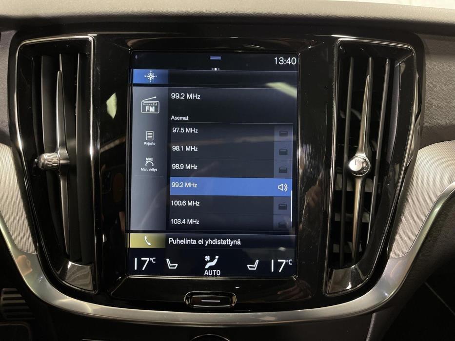 VOLVO V60 2020