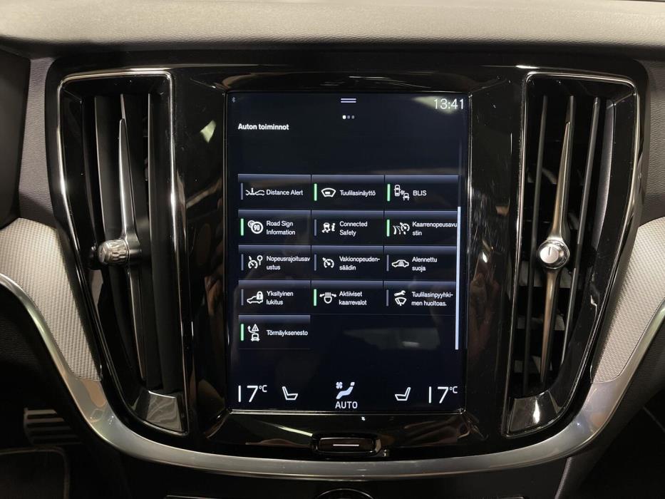 VOLVO V60 2020