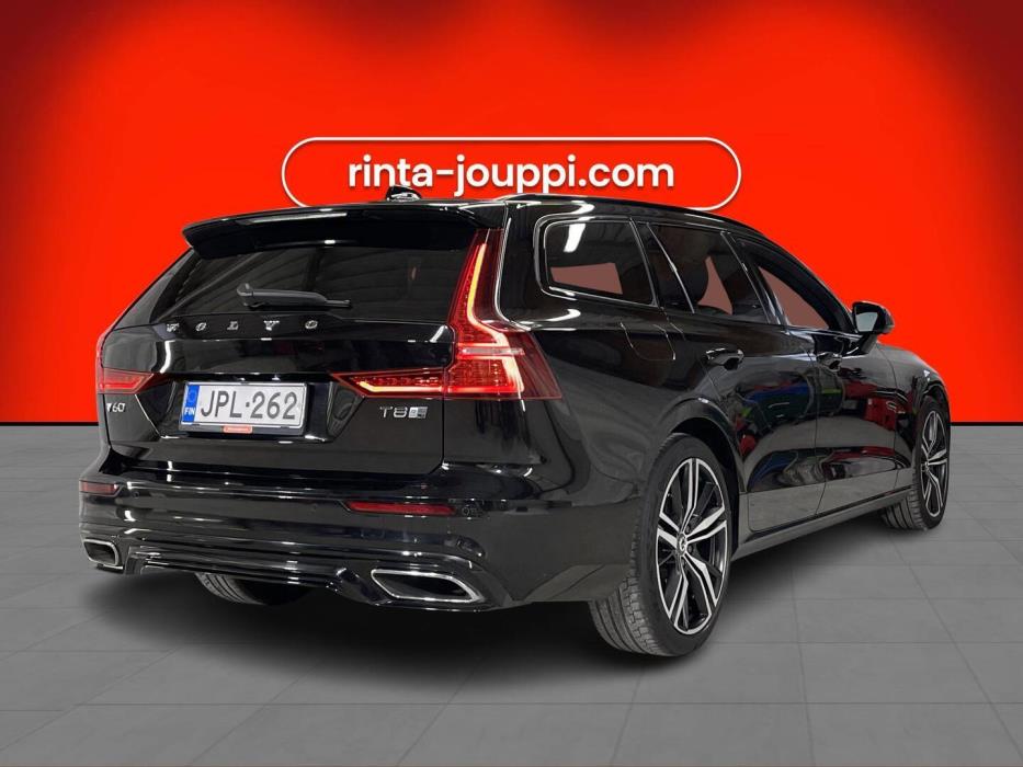 VOLVO V60 2020