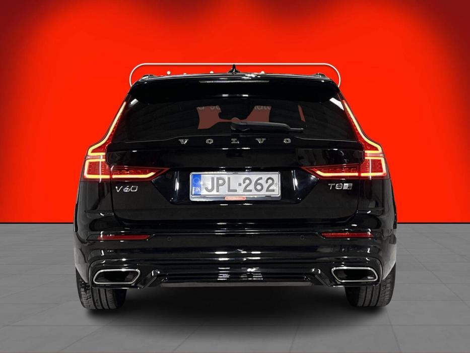VOLVO V60 2020