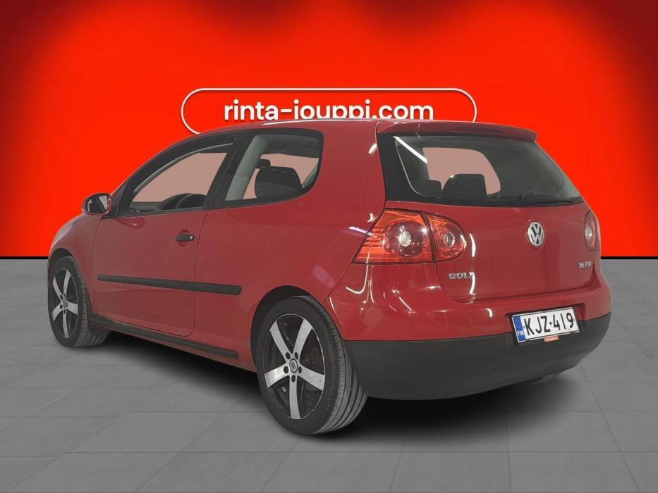 VOLKSWAGEN Golf 2004