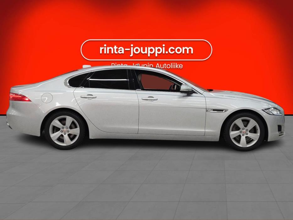 JAGUAR XF 2016