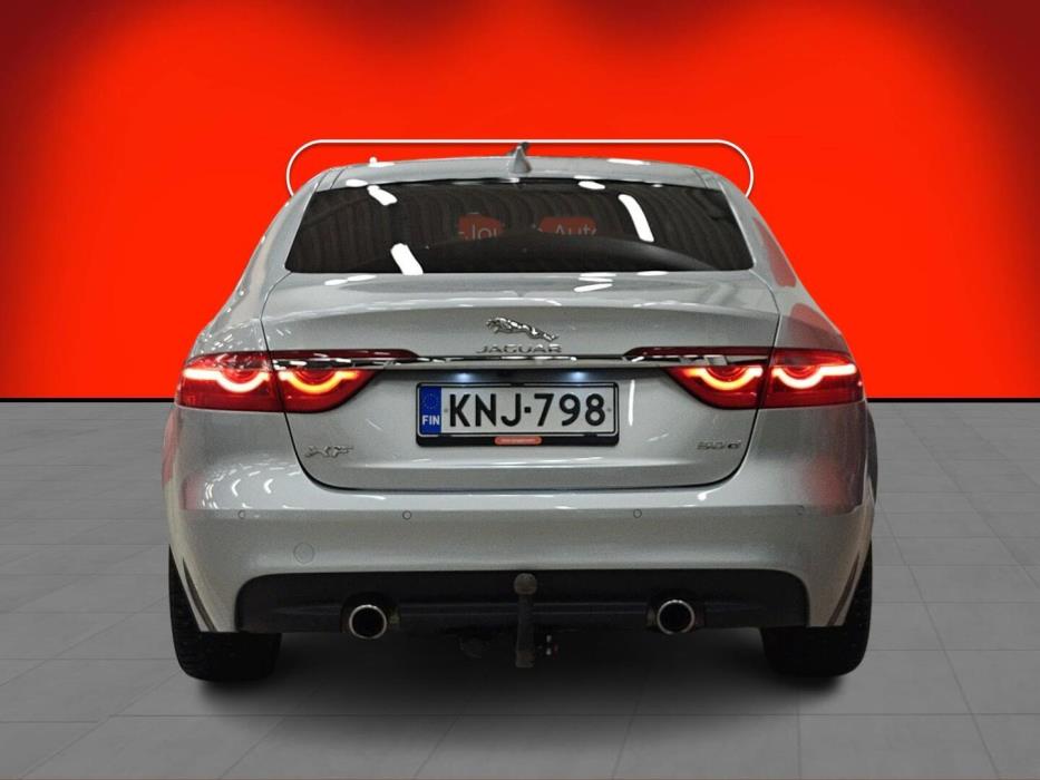 JAGUAR XF 2016