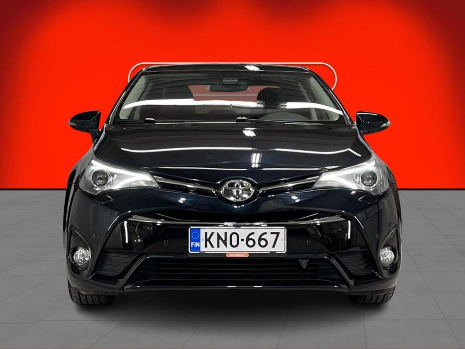 TOYOTA Avensis 2016