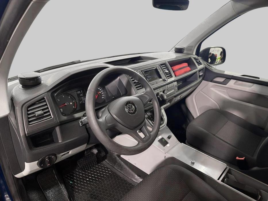 VOLKSWAGEN Caravelle 2017