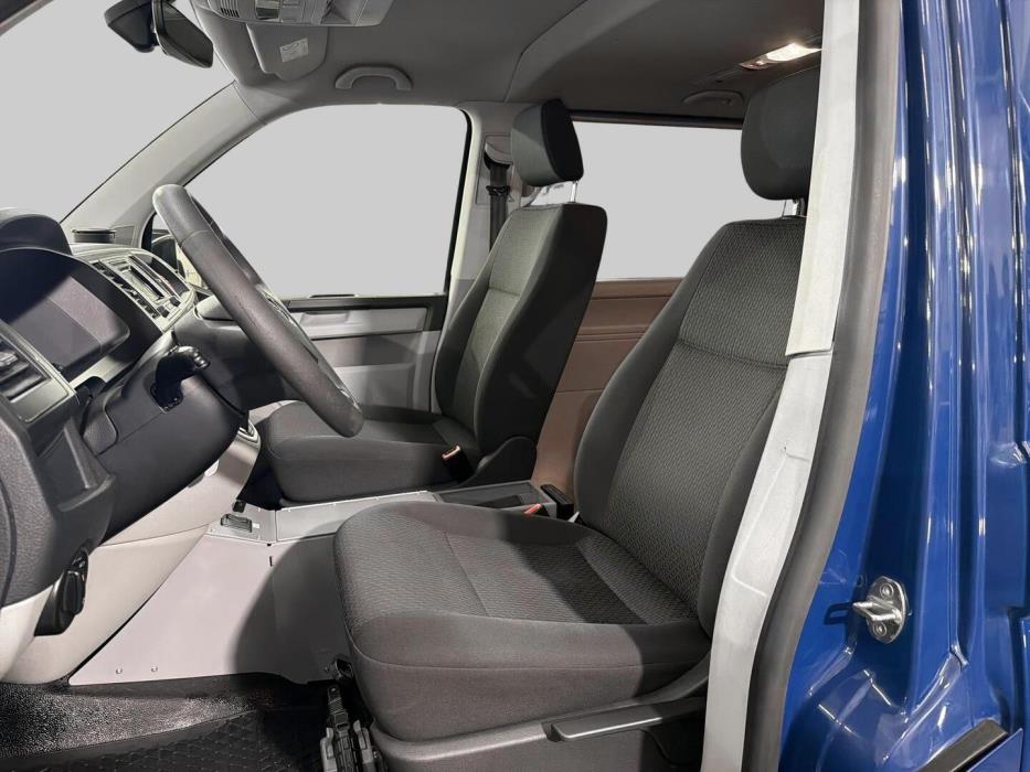 VOLKSWAGEN Caravelle 2017