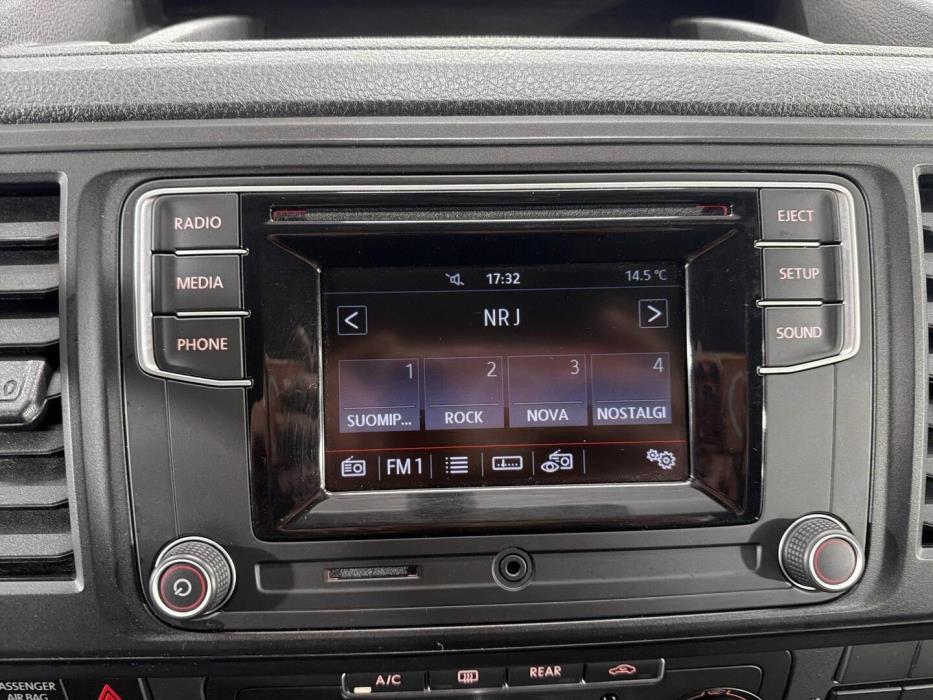 VOLKSWAGEN Caravelle 2017