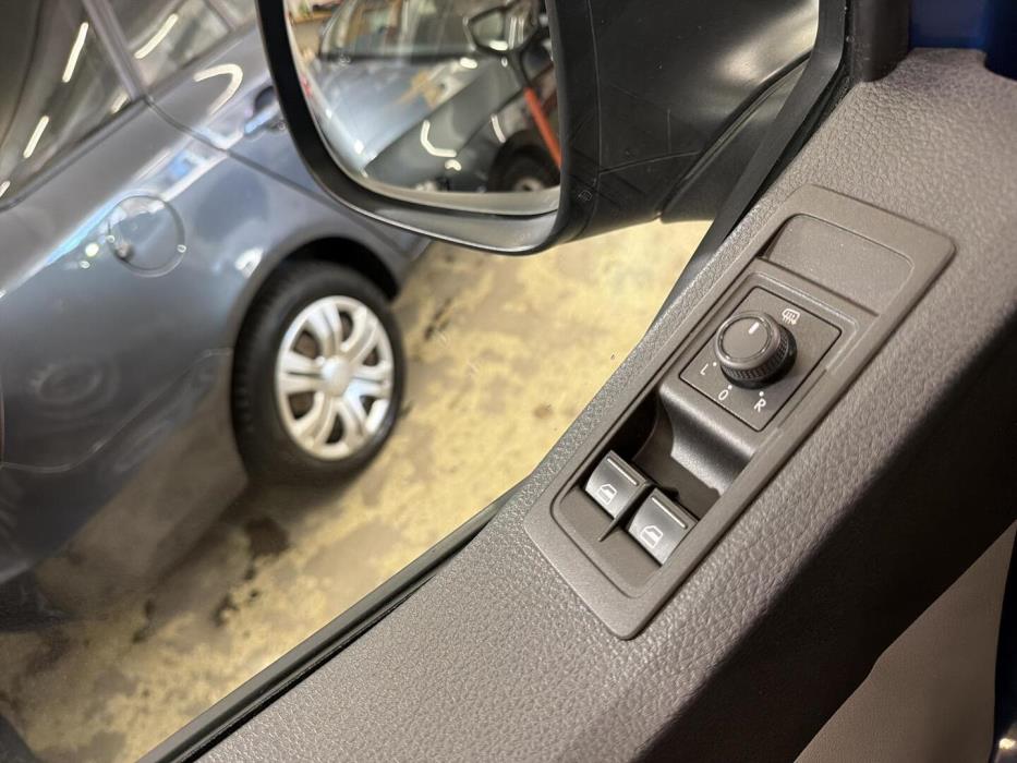 VOLKSWAGEN Caravelle 2017