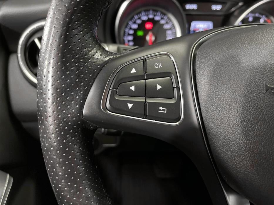 MERCEDES-BENZ CLA 2019
