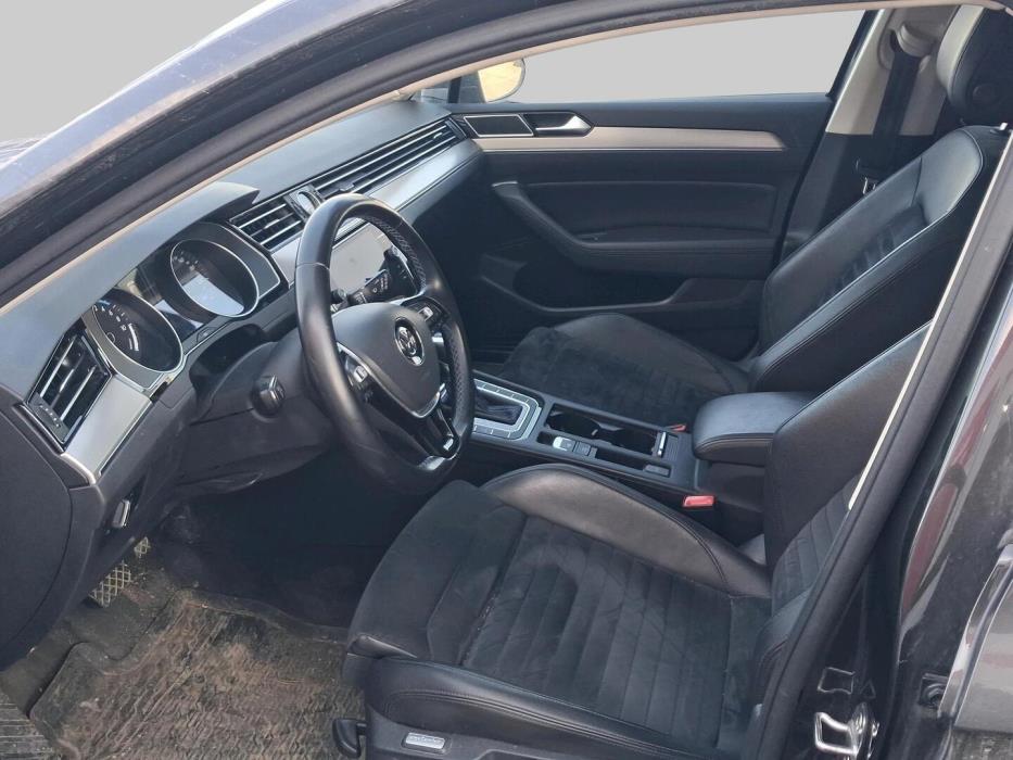 VOLKSWAGEN Passat 2018