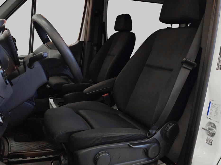 MERCEDES-BENZ Sprinter 2019