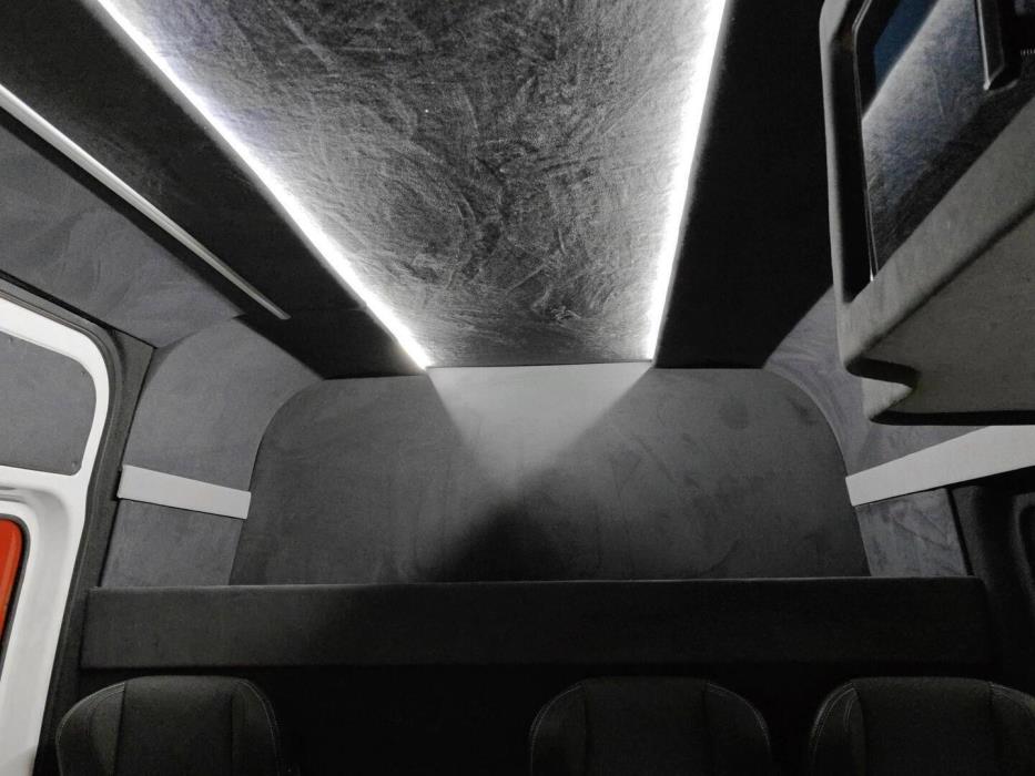 MERCEDES-BENZ Sprinter 2019