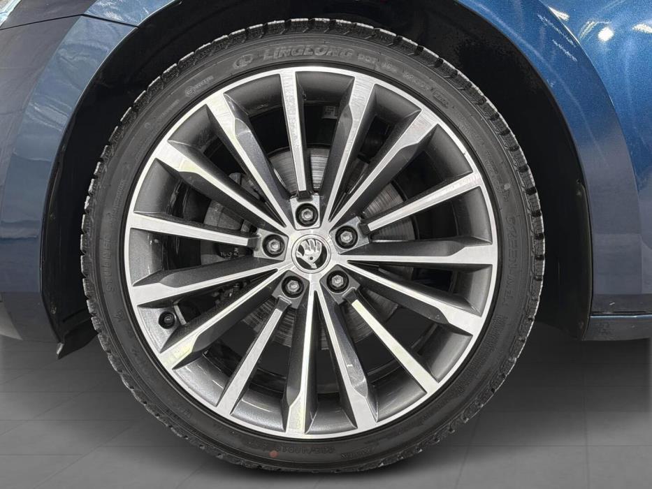 SKODA Superb 2020