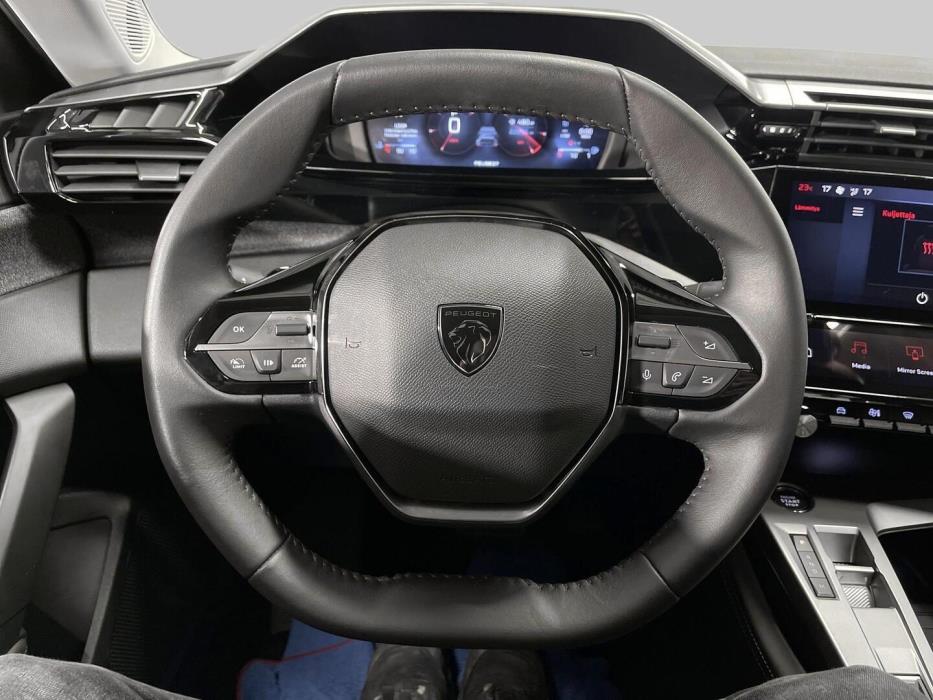 PEUGEOT 408 2025
