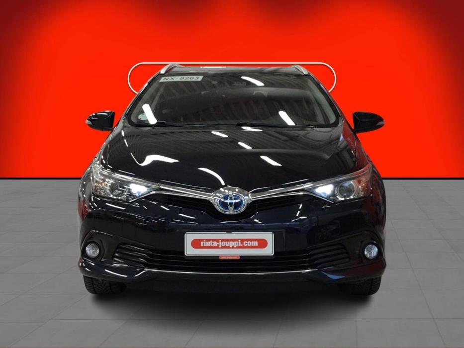 TOYOTA AURIS 2017