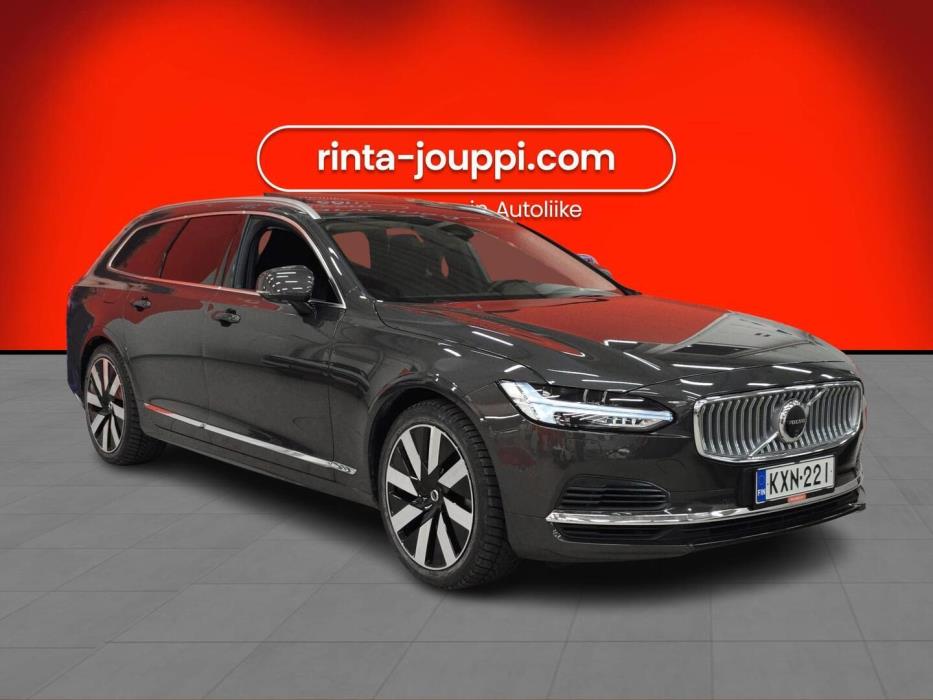 VOLVO V90 2025