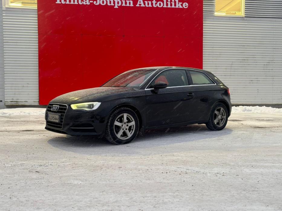 AUDI A3 2012
