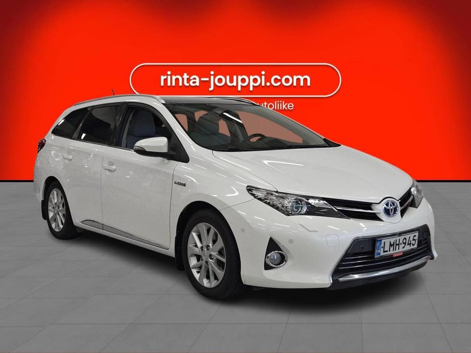 TOYOTA Auris 2013