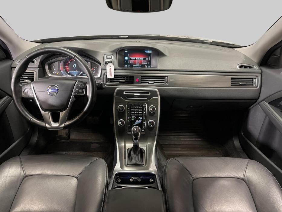 VOLVO XC70 2016