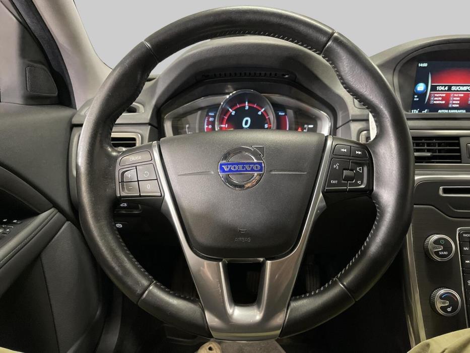 VOLVO XC70 2016