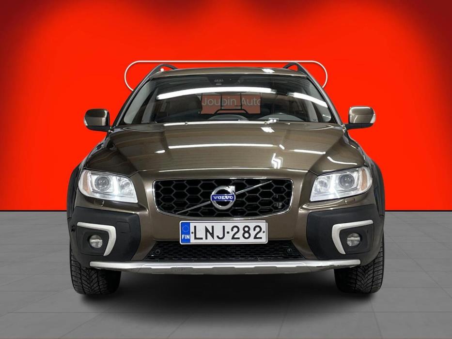 VOLVO XC70 2016