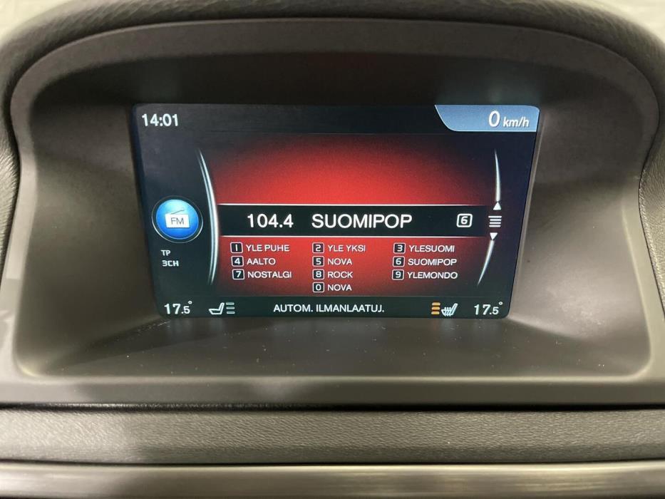 VOLVO XC70 2016