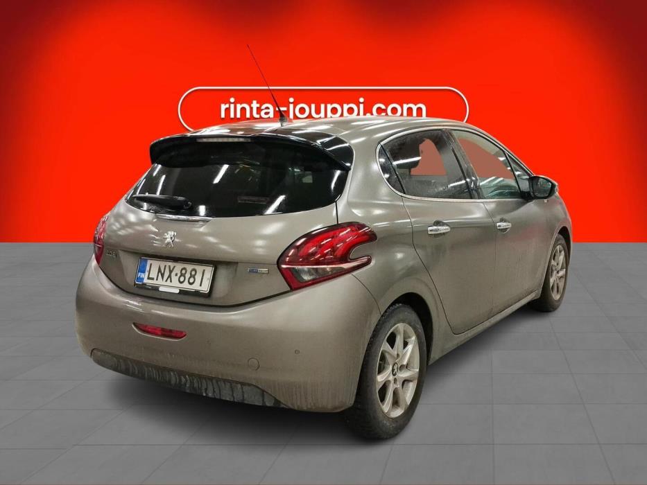 PEUGEOT 208 2017