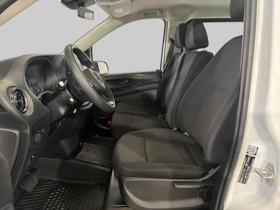 MERCEDES-BENZ Vito 2022