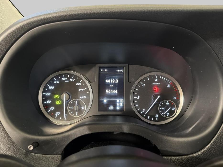 MERCEDES-BENZ Vito 2022