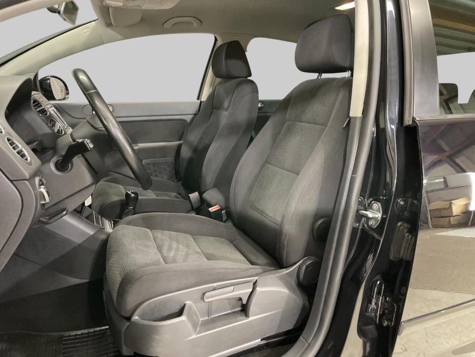VOLKSWAGEN Golf Plus 2013