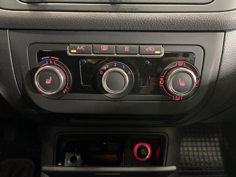 VOLKSWAGEN Golf Plus 2013