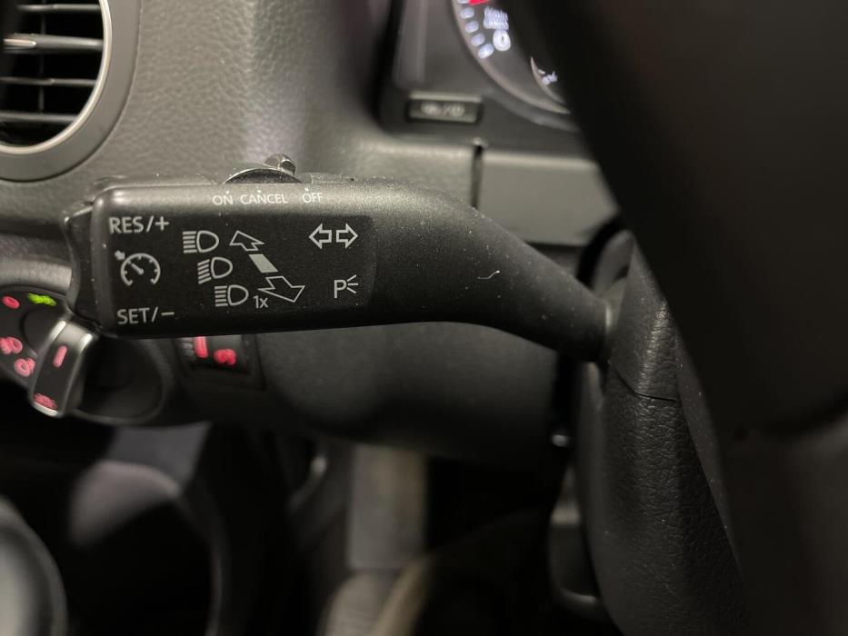 VOLKSWAGEN Golf Plus 2013