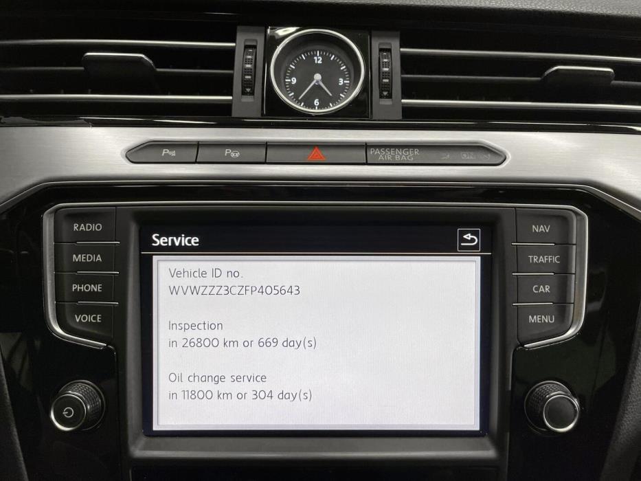 VOLKSWAGEN Passat 2014