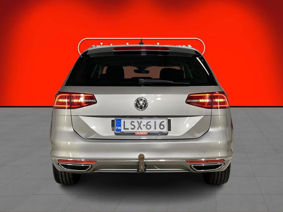 VOLKSWAGEN Passat 2014