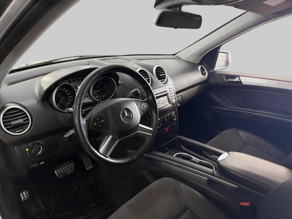 MERCEDES-BENZ ML 2010