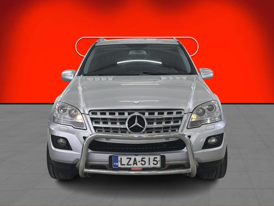 MERCEDES-BENZ ML 2010