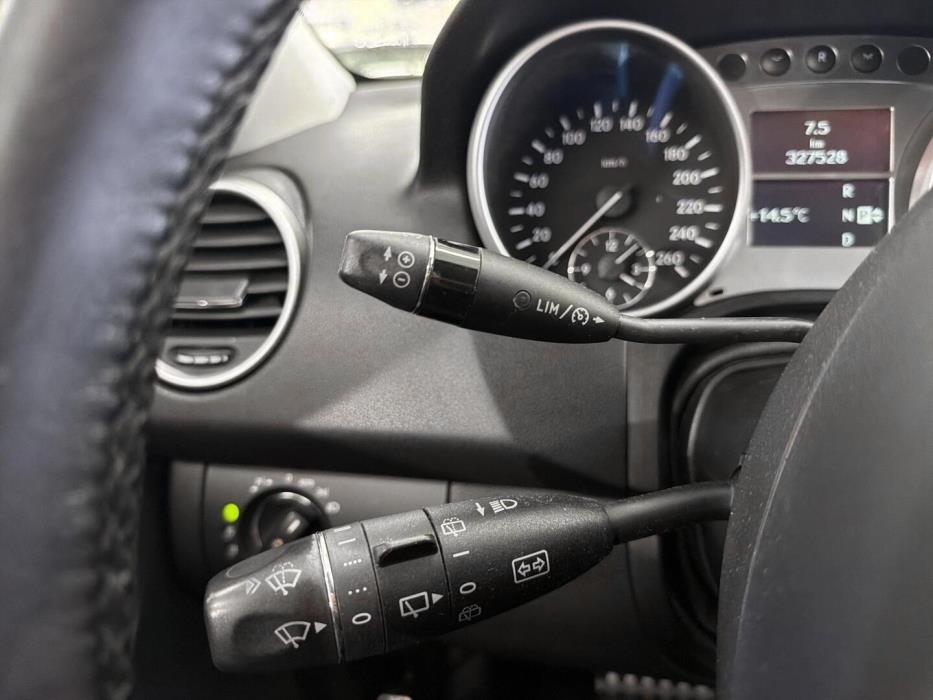 MERCEDES-BENZ ML 2010