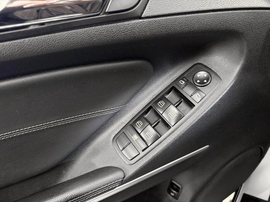 MERCEDES-BENZ ML 2010