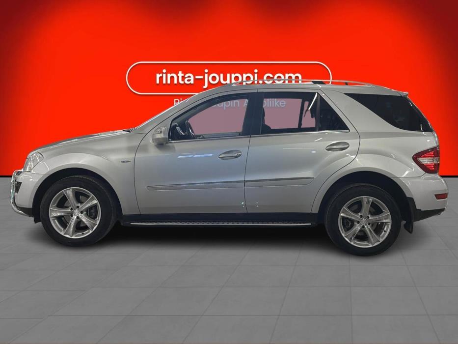 MERCEDES-BENZ ML 2010