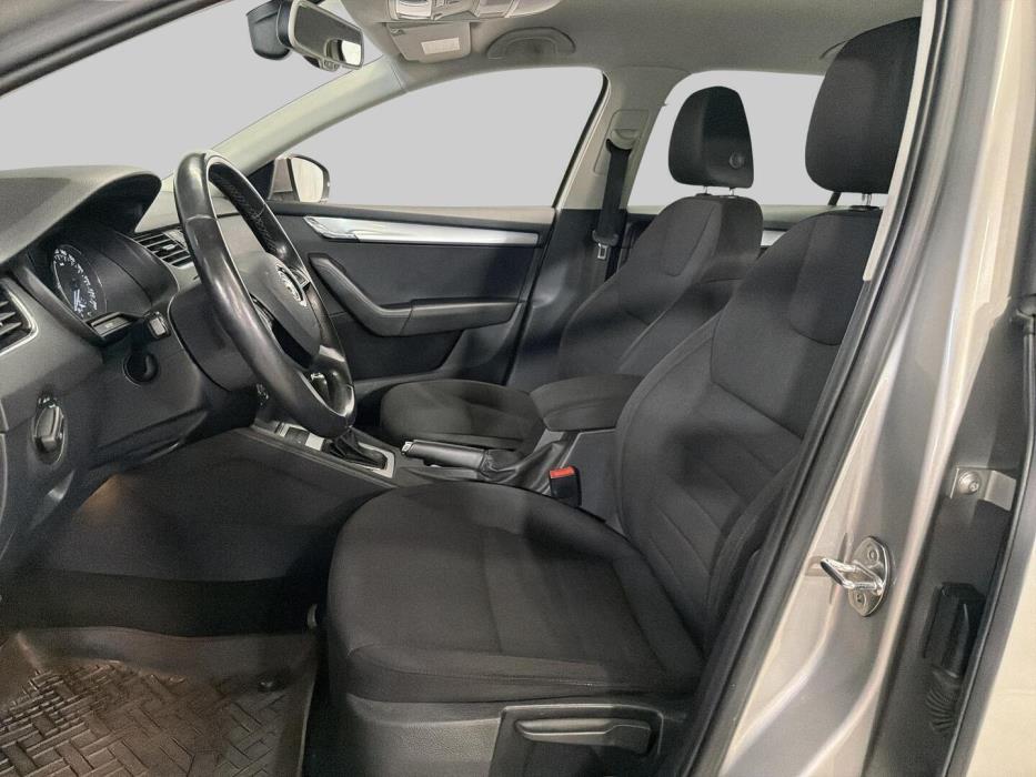 SKODA Octavia 2014