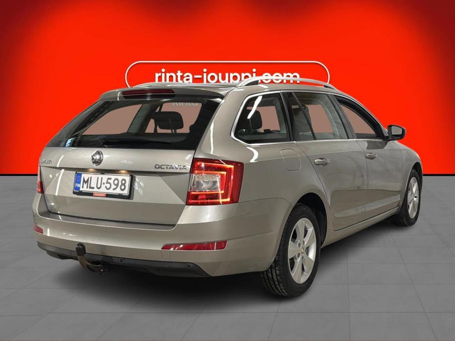 SKODA Octavia 2014