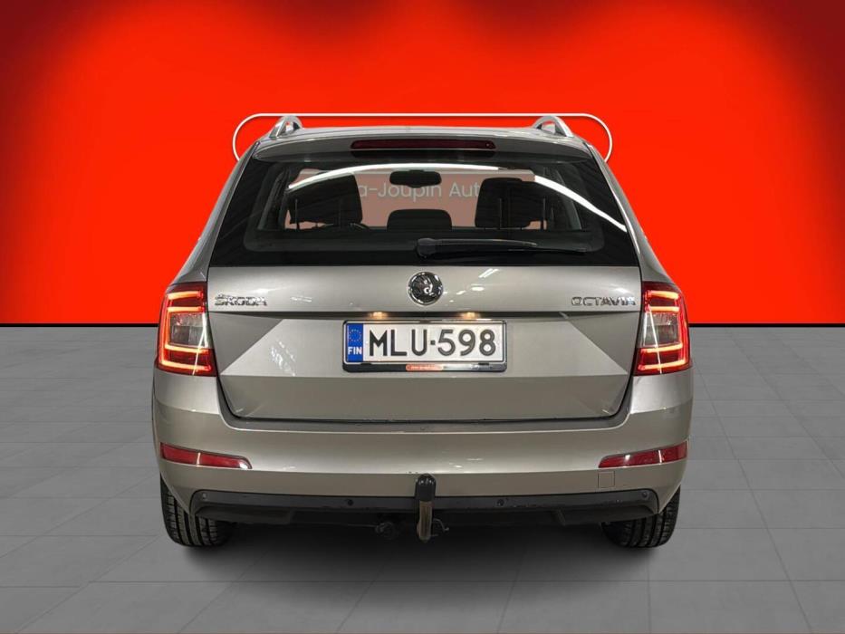 SKODA Octavia 2014