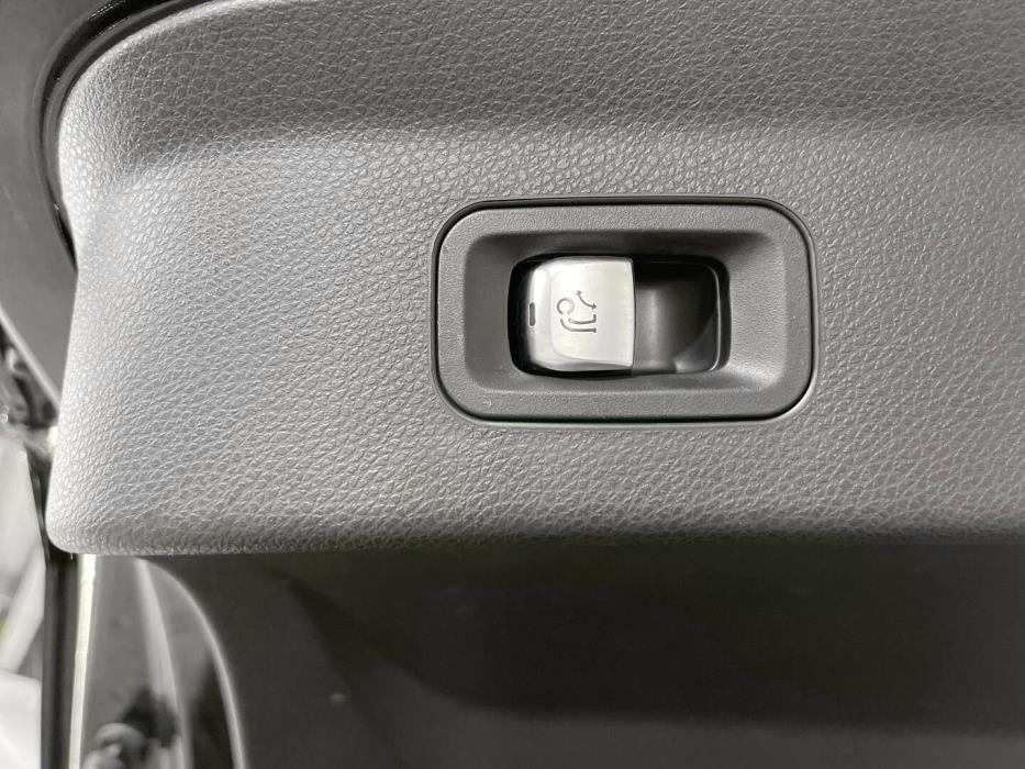 MERCEDES-BENZ GLC 2018