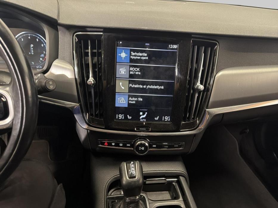 VOLVO V90 2019