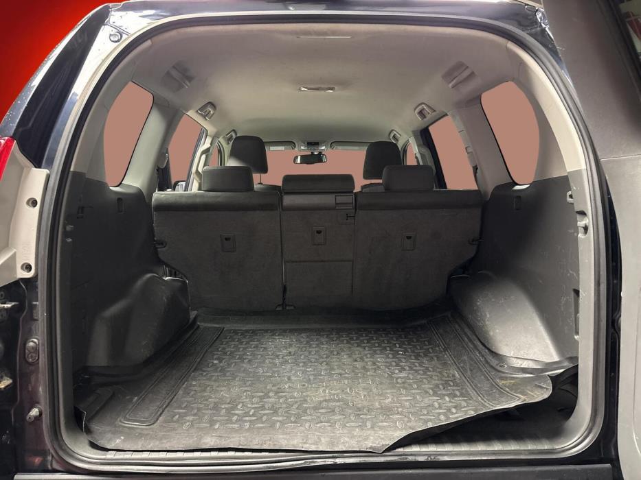 TOYOTA Land Cruiser 2010