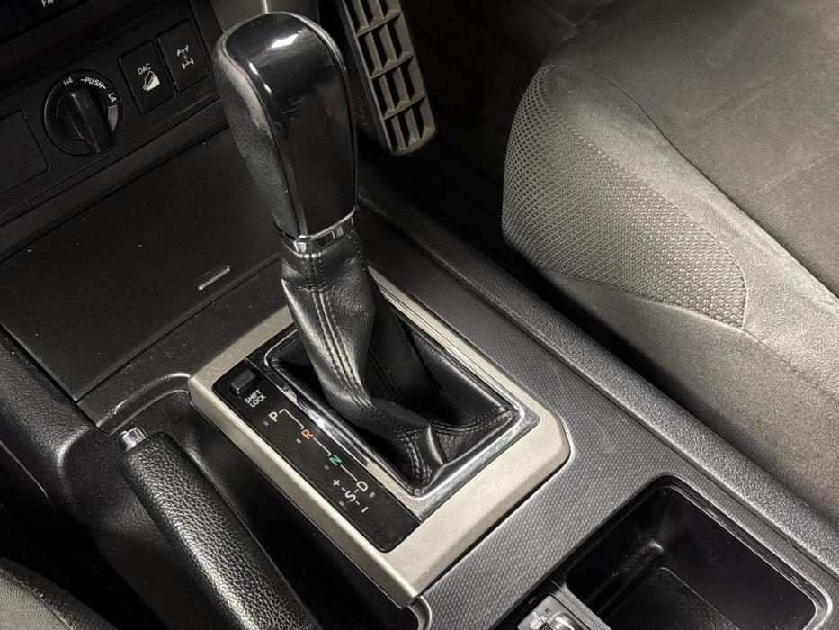 TOYOTA Land Cruiser 2010
