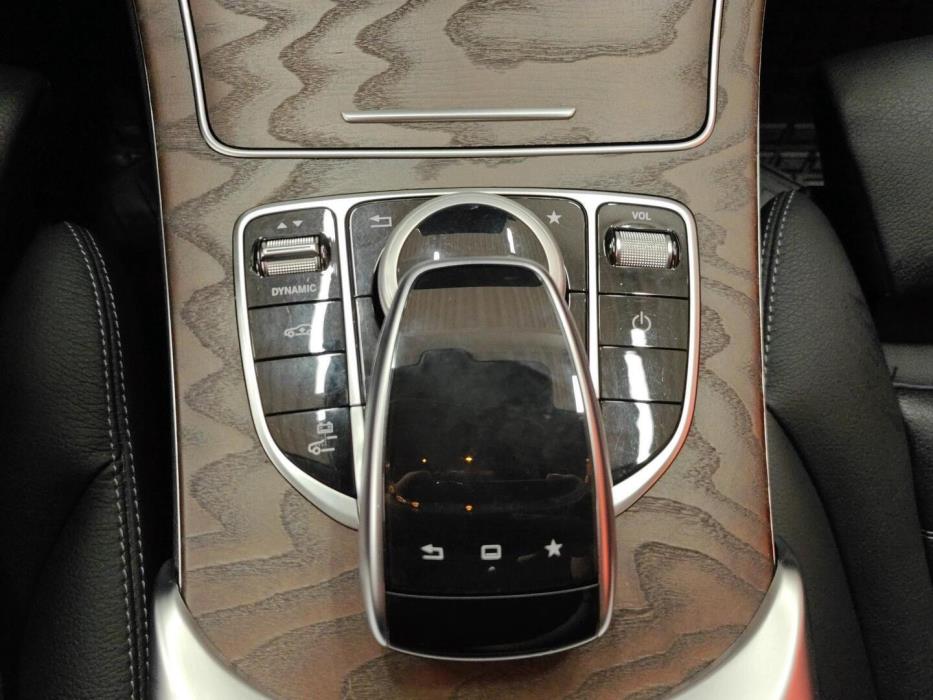 MERCEDES-BENZ C 2015