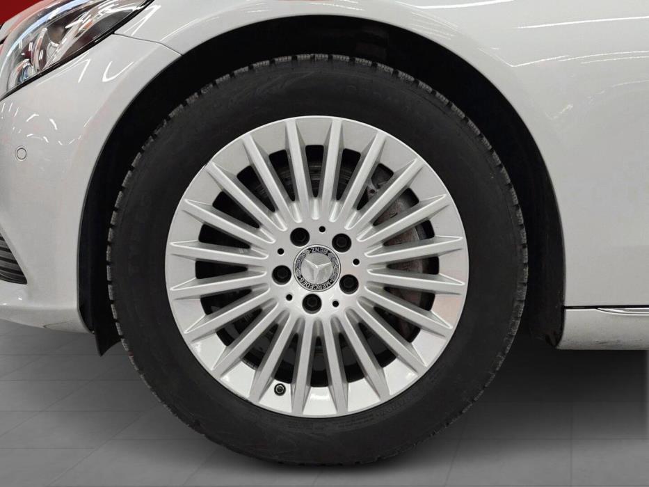 MERCEDES-BENZ C 2015