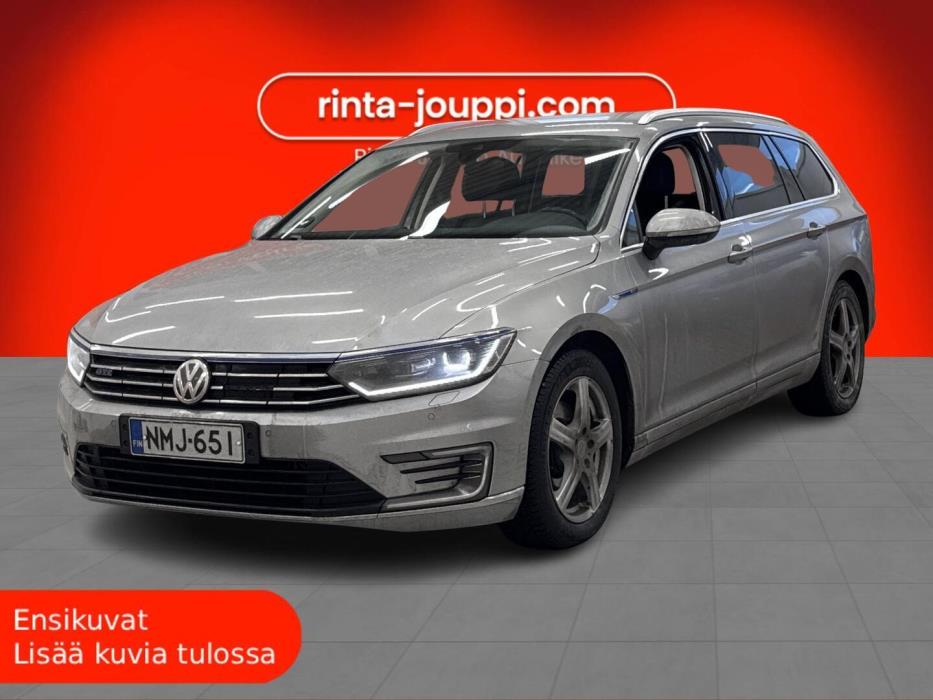 VOLKSWAGEN PASSAT 2017