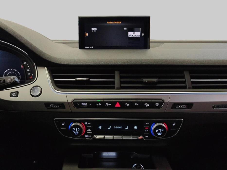 AUDI Q7 2018